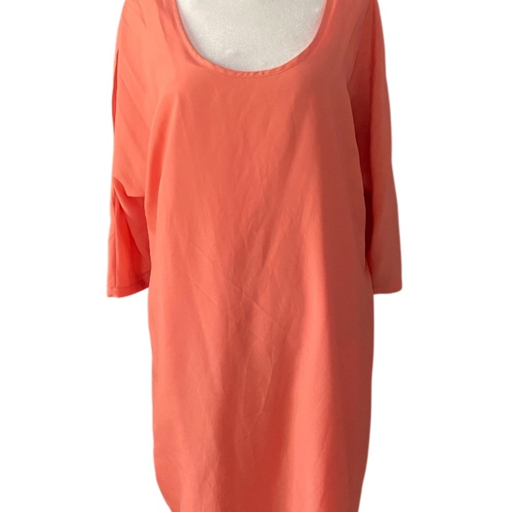 Liz Lange maternity cold shoulder dress size S/P